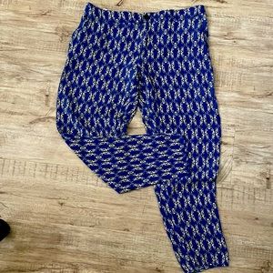 2 for $40 Guess Vintage Cigarette Pants, Size 8